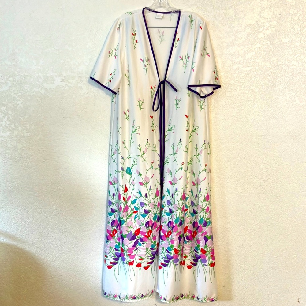 Vintage lightweight short sleeve purple flower tie front housecoat robe coverup